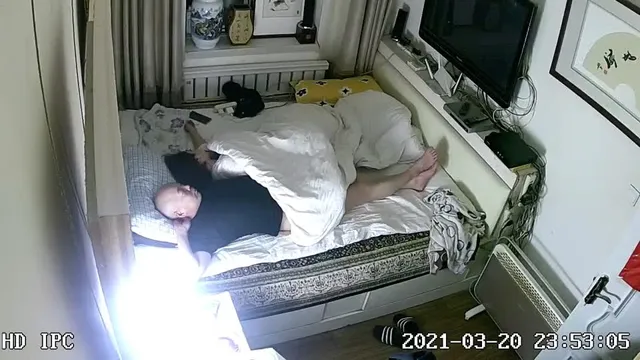 IP아내와 딸과 한 침대에서 동시에 성생활 (2) - 28분 19초